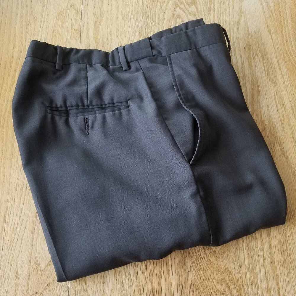 Haggar Gray Pants Size 34 x 27
